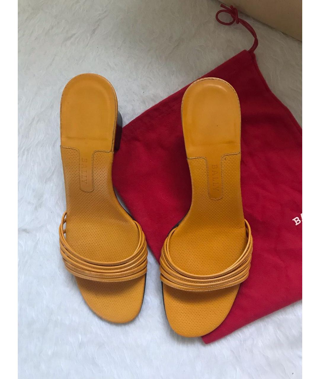 BALLY Оранжевое кожаные мюли, фото 2