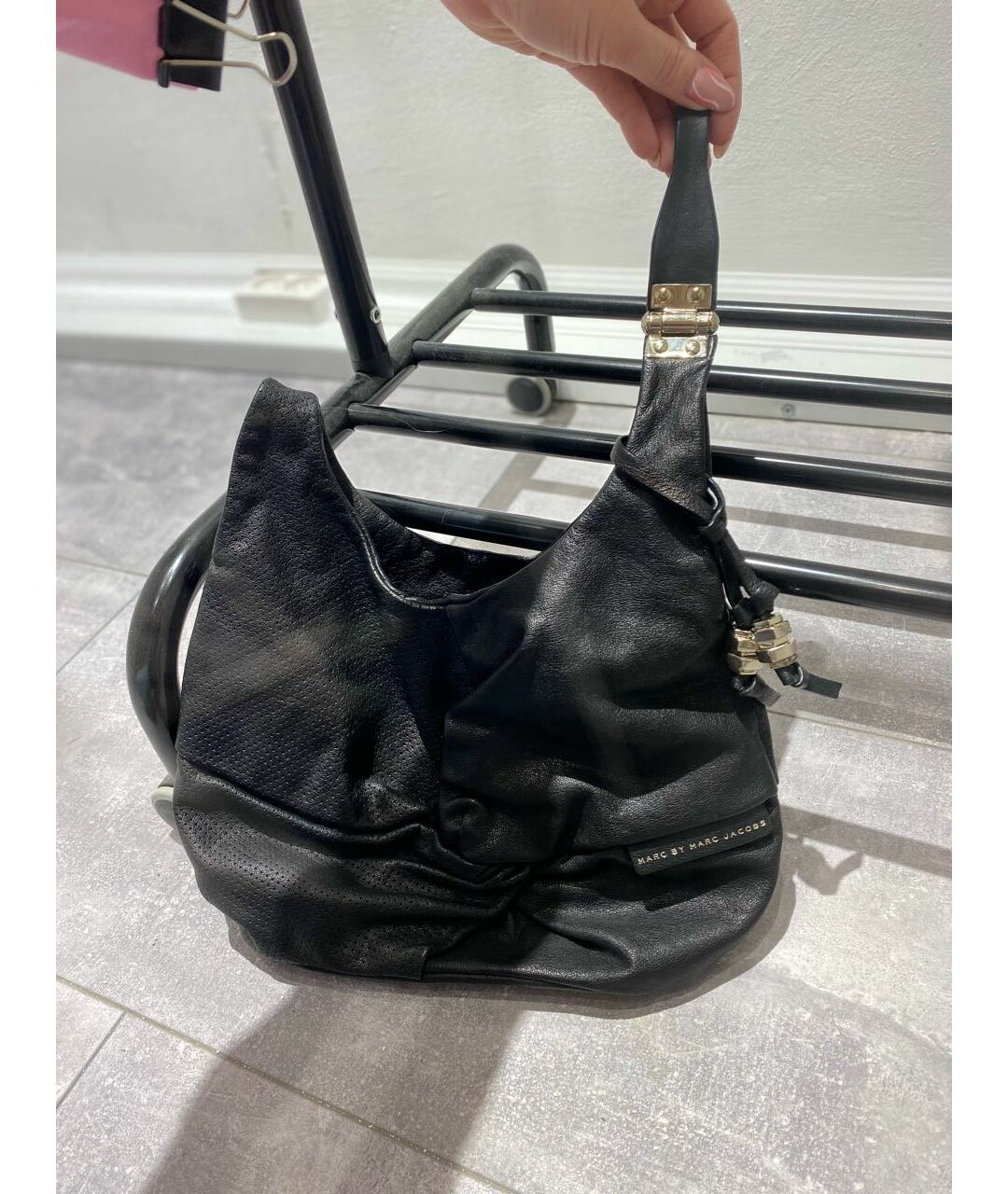 MARC BY MARC JACOBS Черная кожаная сумка тоут, фото 2
