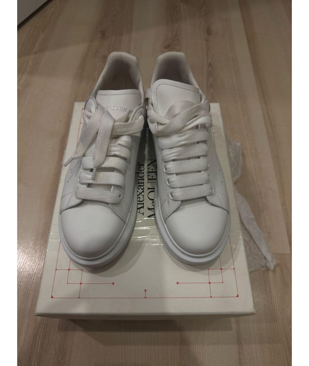 ALEXANDER MCQUEEN Белые кожаные кроссовки, фото 2