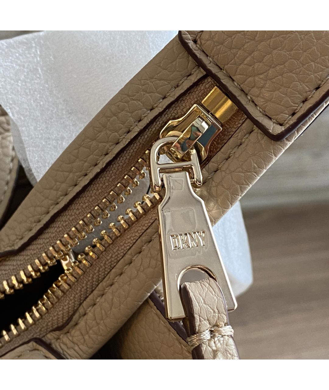DKNY Бежевая сумка с короткими ручками из искусственной кожи, фото 6