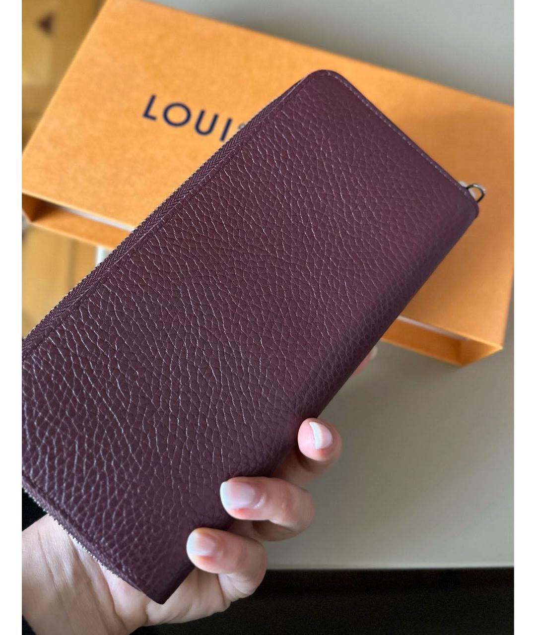 LOUIS VUITTON Бордовый кожаный кошелек, фото 3