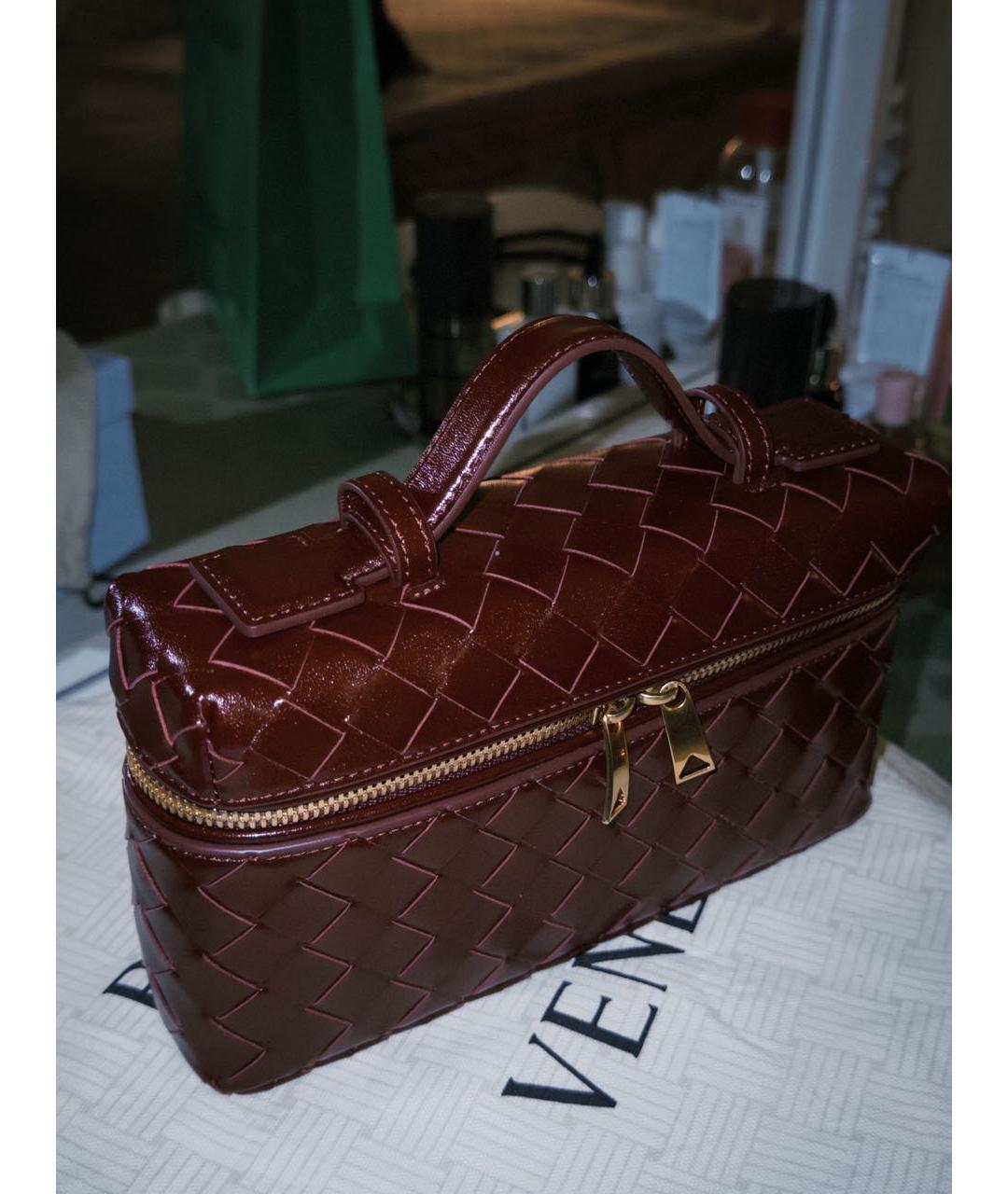 BOTTEGA VENETA Бордовая кожаная сумка с короткими ручками, фото 6