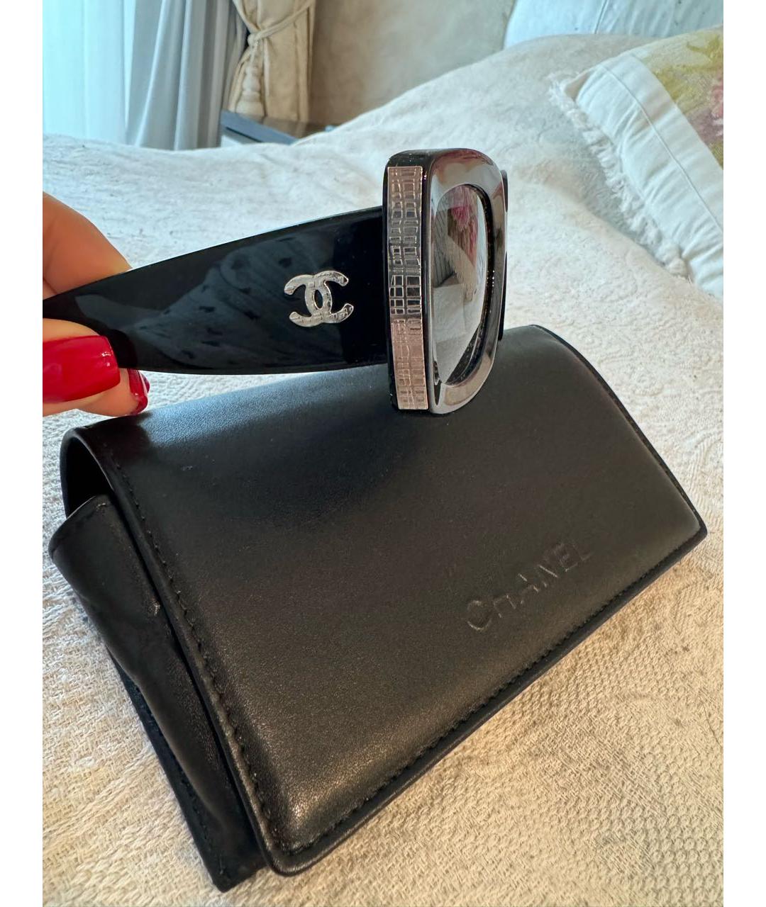 CHANEL Черные пластиковые солнцезащитные очки, фото 3