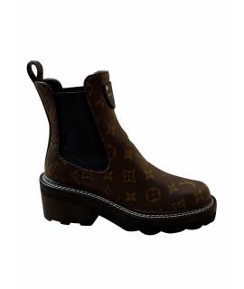 LOUIS VUITTON Ботинки