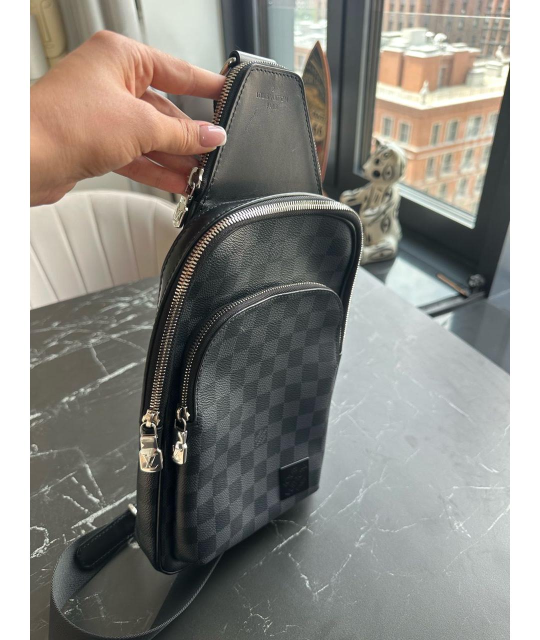 LOUIS VUITTON Антрацитовая сумка на плечо, фото 2
