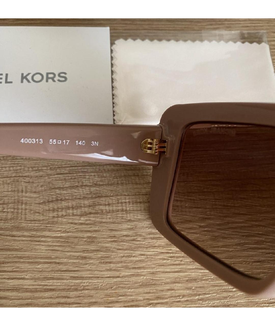 MICHAEL KORS Бежевые пластиковые солнцезащитные очки, фото 6