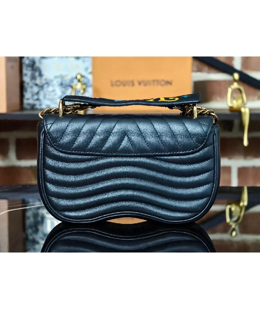 LOUIS VUITTON Черная кожаная сумка с короткими ручками, фото 3