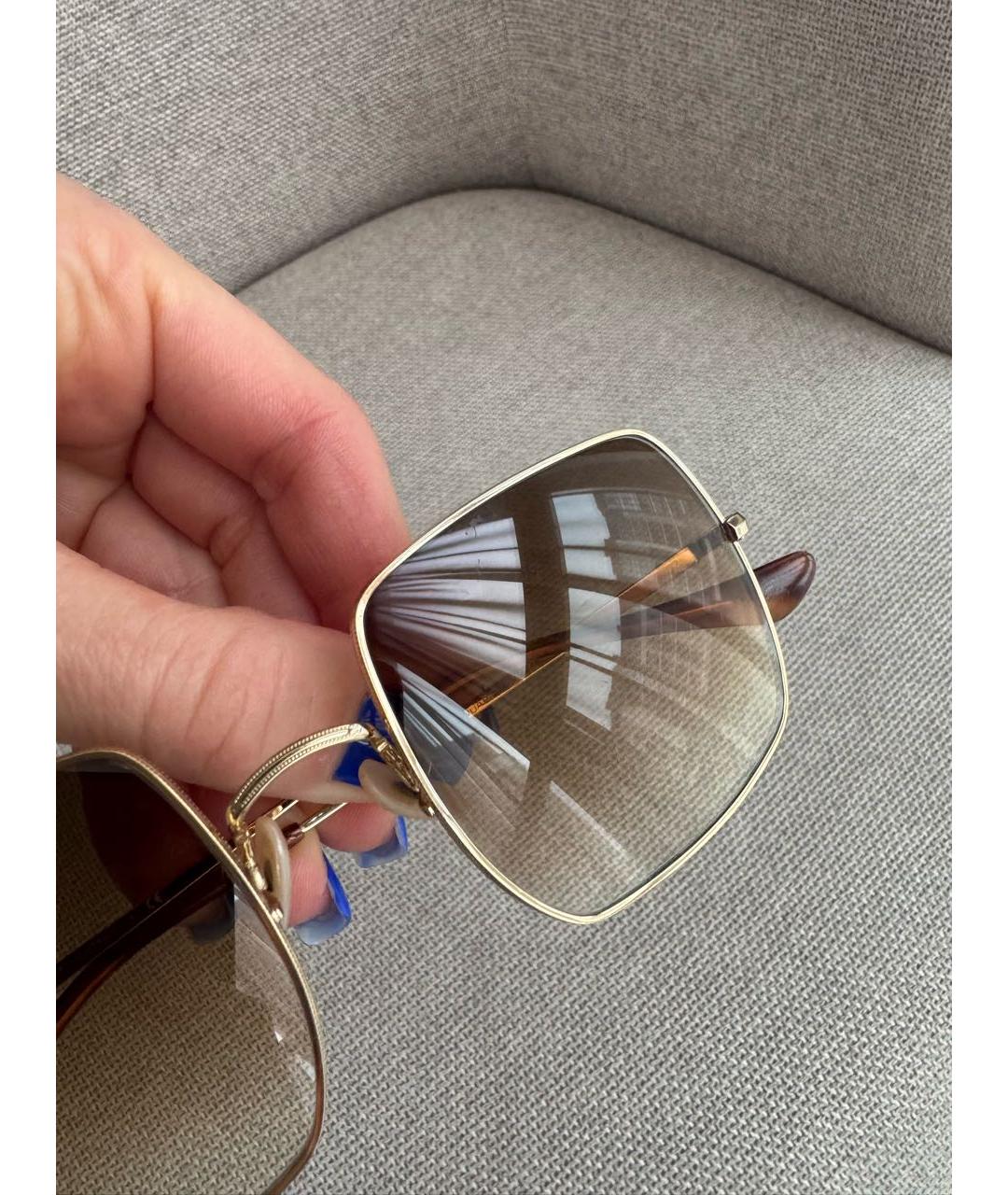 RAY BAN Коричневые металлические солнцезащитные очки, фото 3
