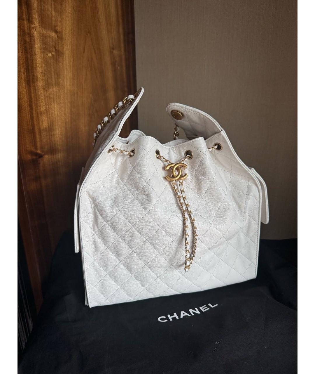 CHANEL Белая кожаная сумка через плечо, фото 4
