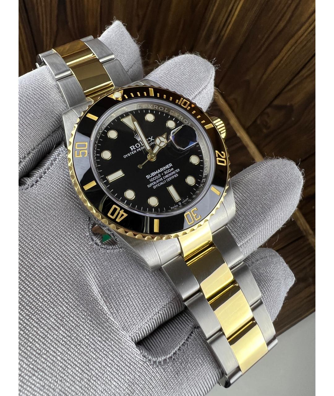 ROLEX Черные часы из желтого золота, фото 3