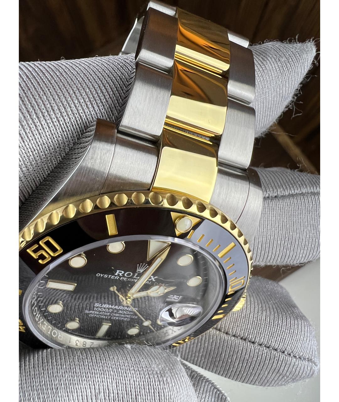 ROLEX Черные часы из желтого золота, фото 6