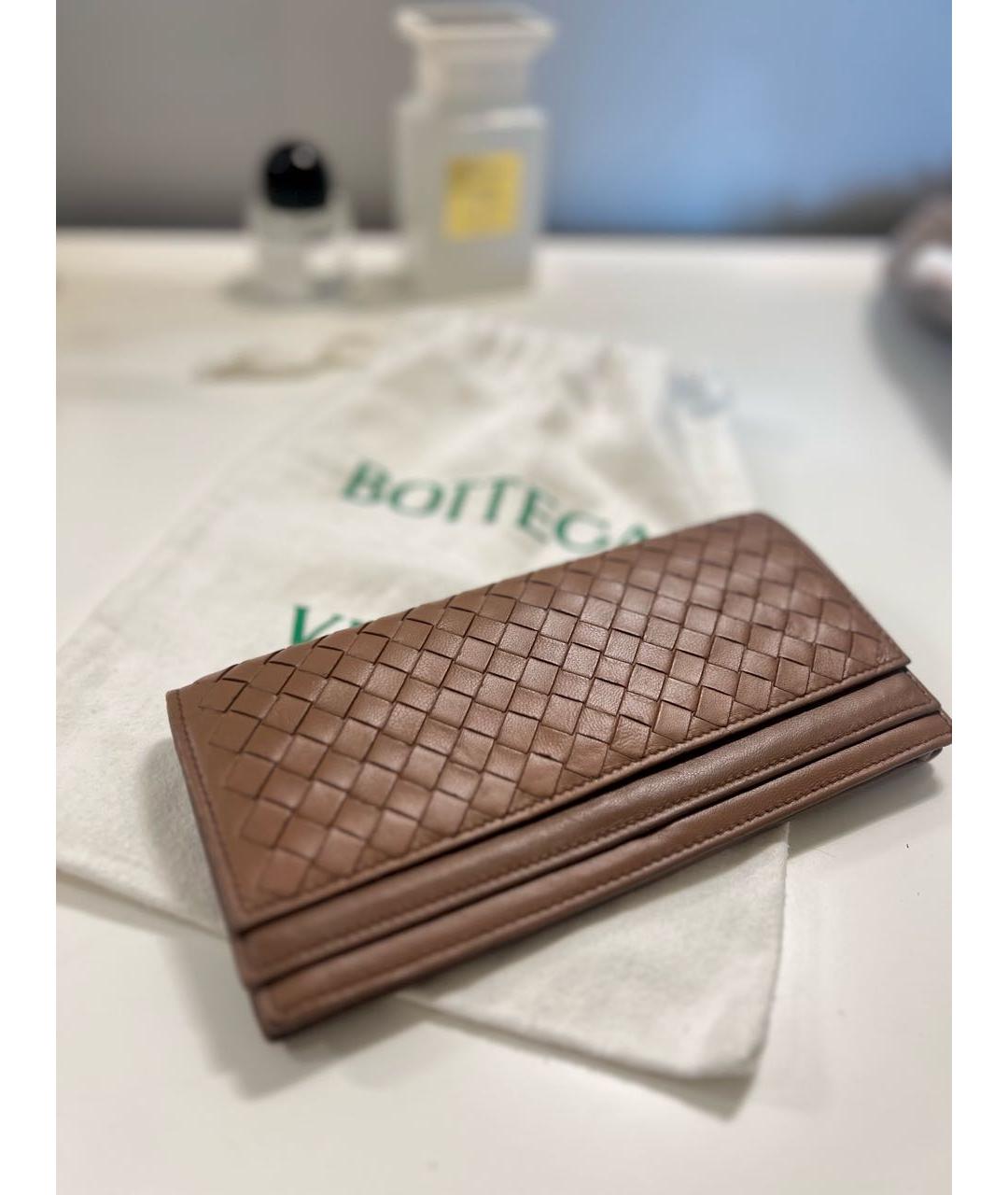 BOTTEGA VENETA Коричневый кожаный кошелек, фото 7