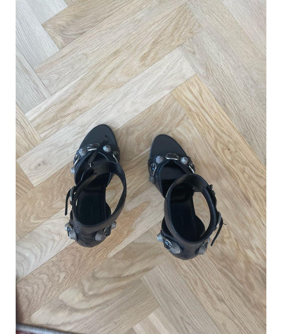 BALENCIAGA Черные кожаные босоножки, фото 3