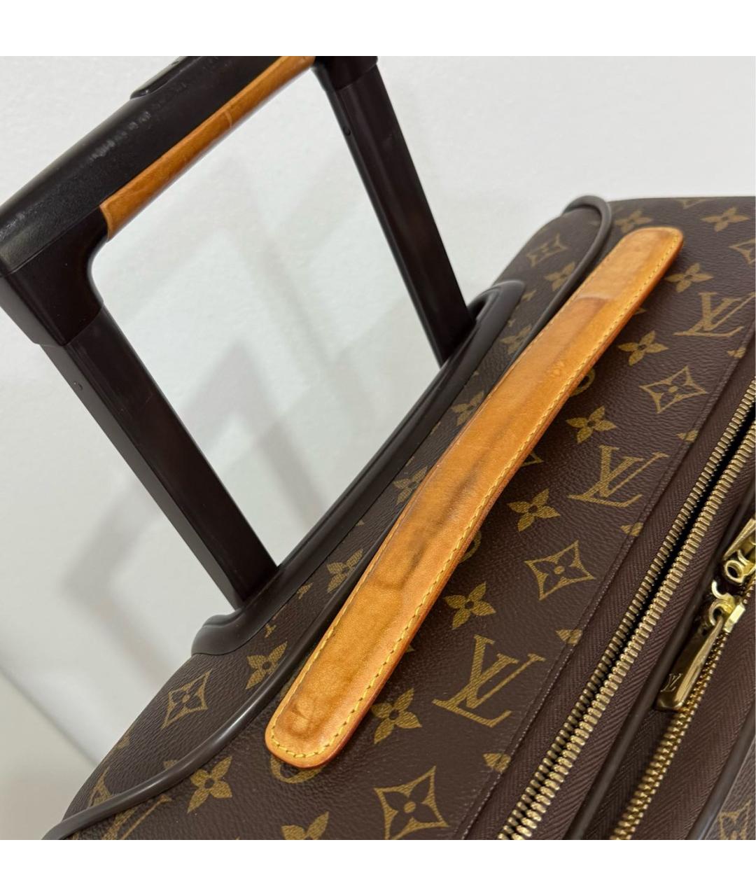 LOUIS VUITTON Коричневый чемодан, фото 8