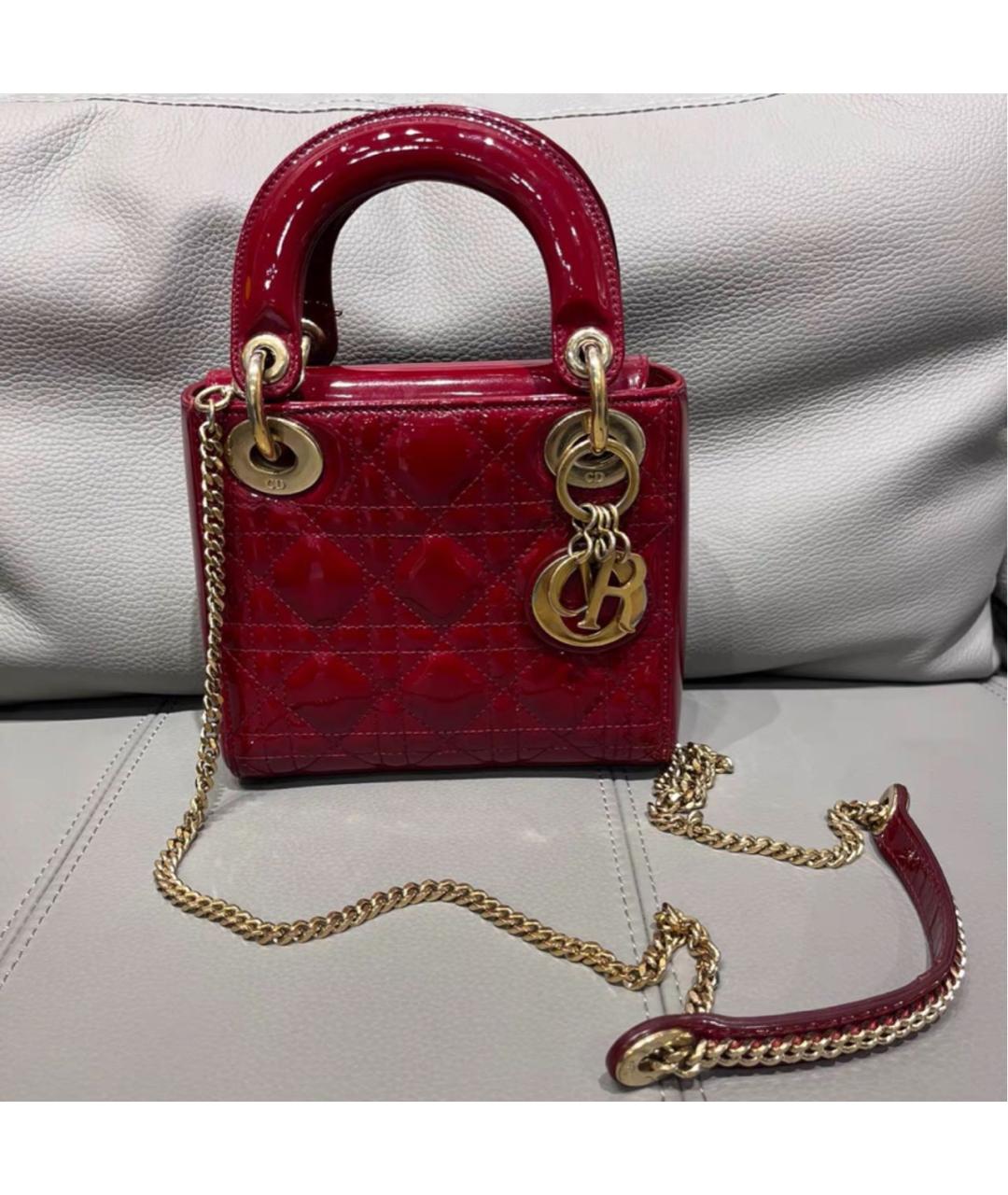CHRISTIAN DIOR Красная сумка с короткими ручками из лакированной кожи, фото 9