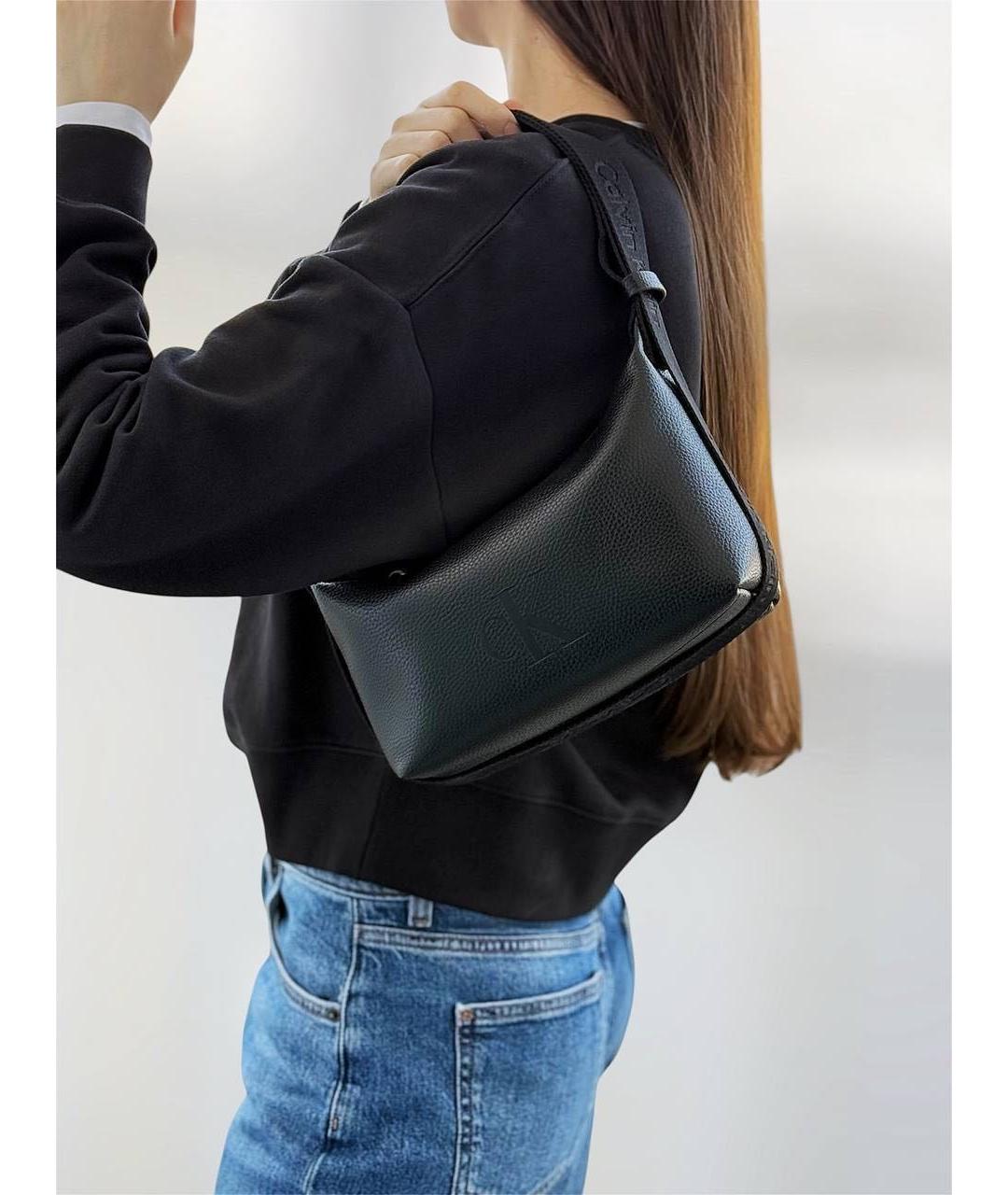 CALVIN KLEIN Черная сумка с короткими ручками из искусственной кожи, фото 6