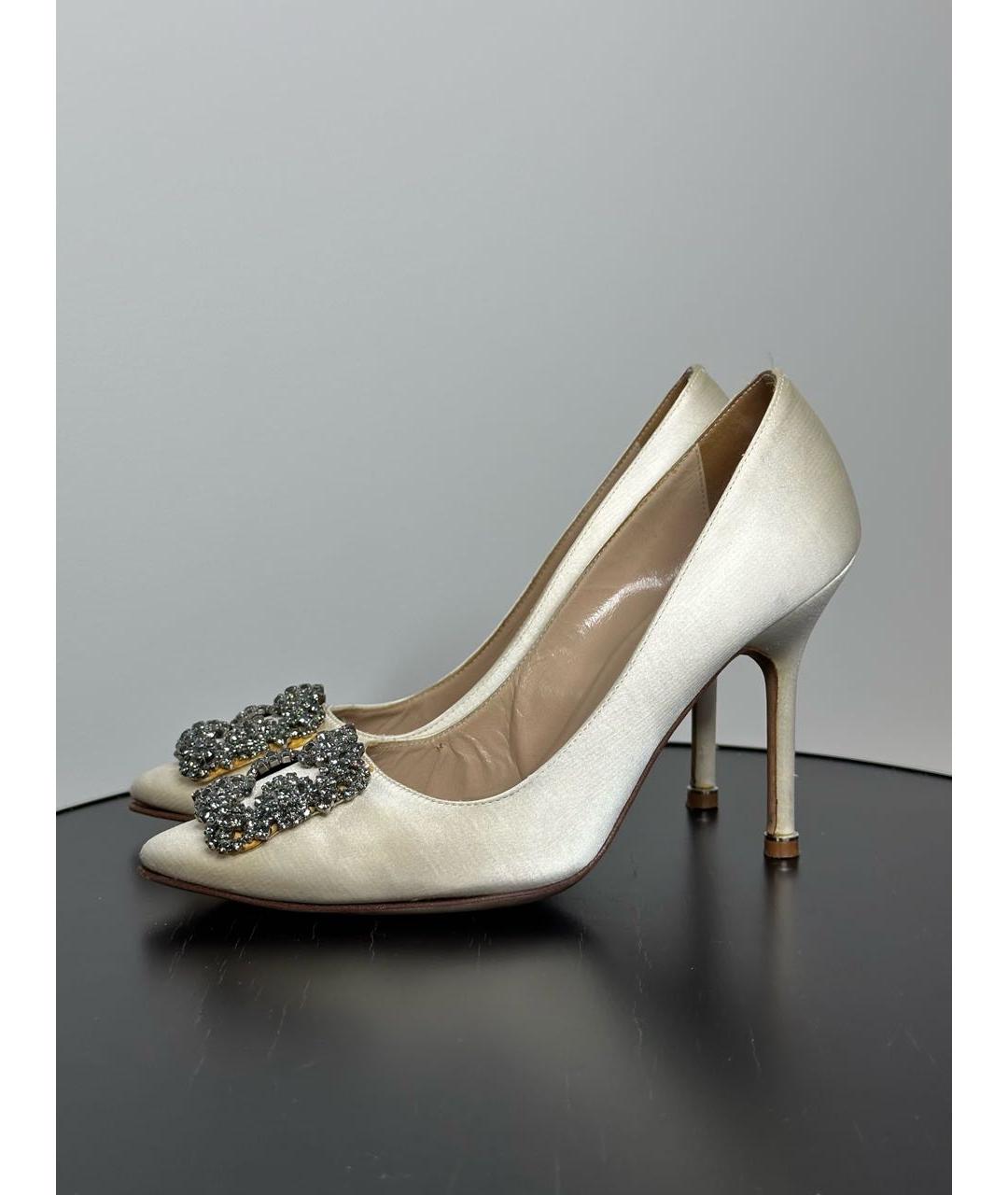 MANOLO BLAHNIK Белые текстильные туфли, фото 6