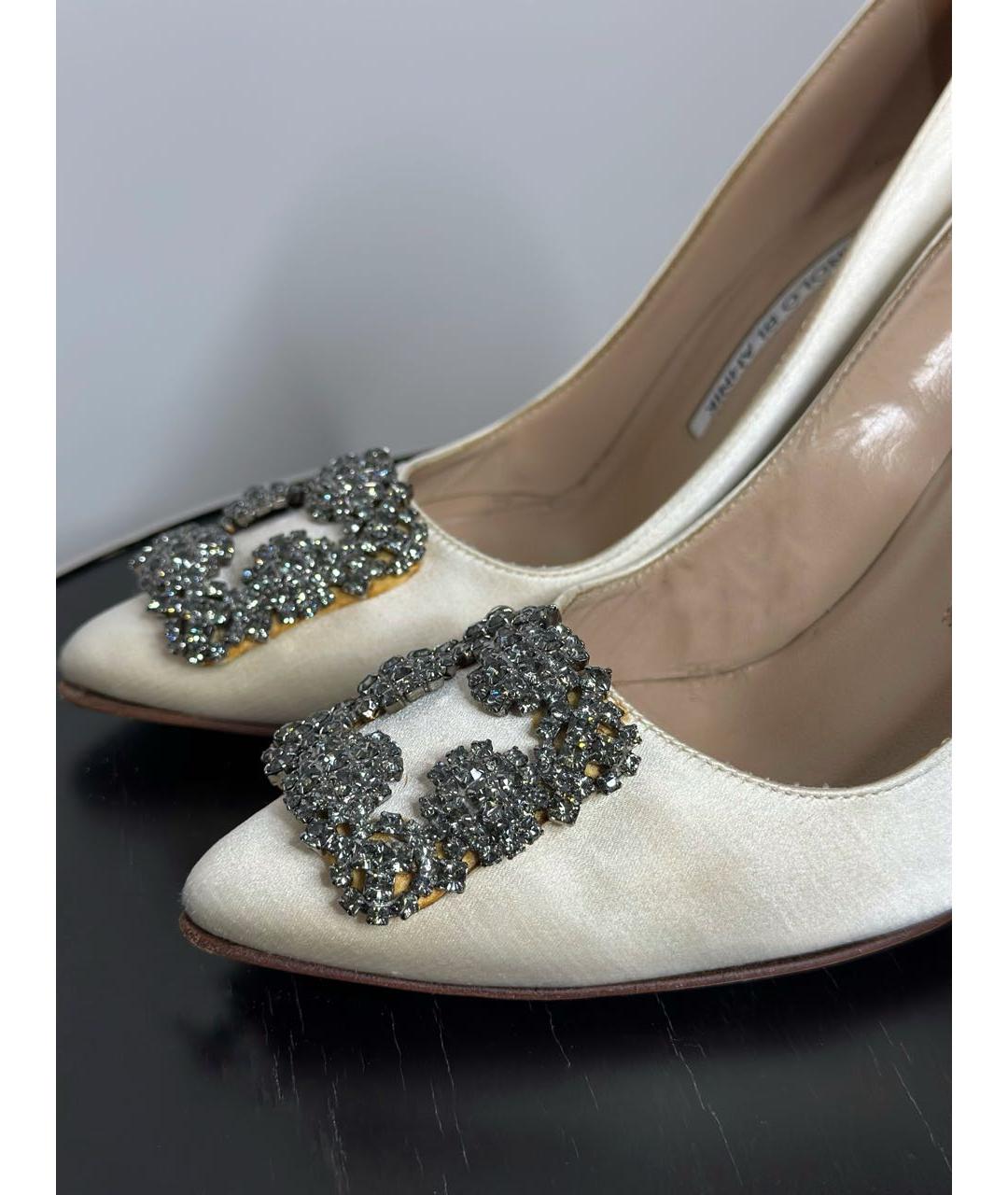 MANOLO BLAHNIK Белые текстильные туфли, фото 5