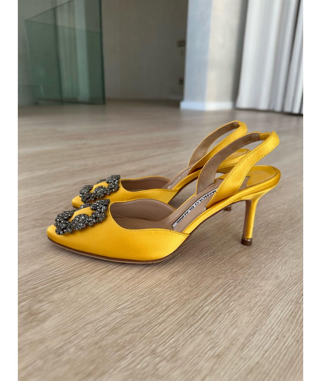 MANOLO BLAHNIK Желтые текстильные туфли, фото 7