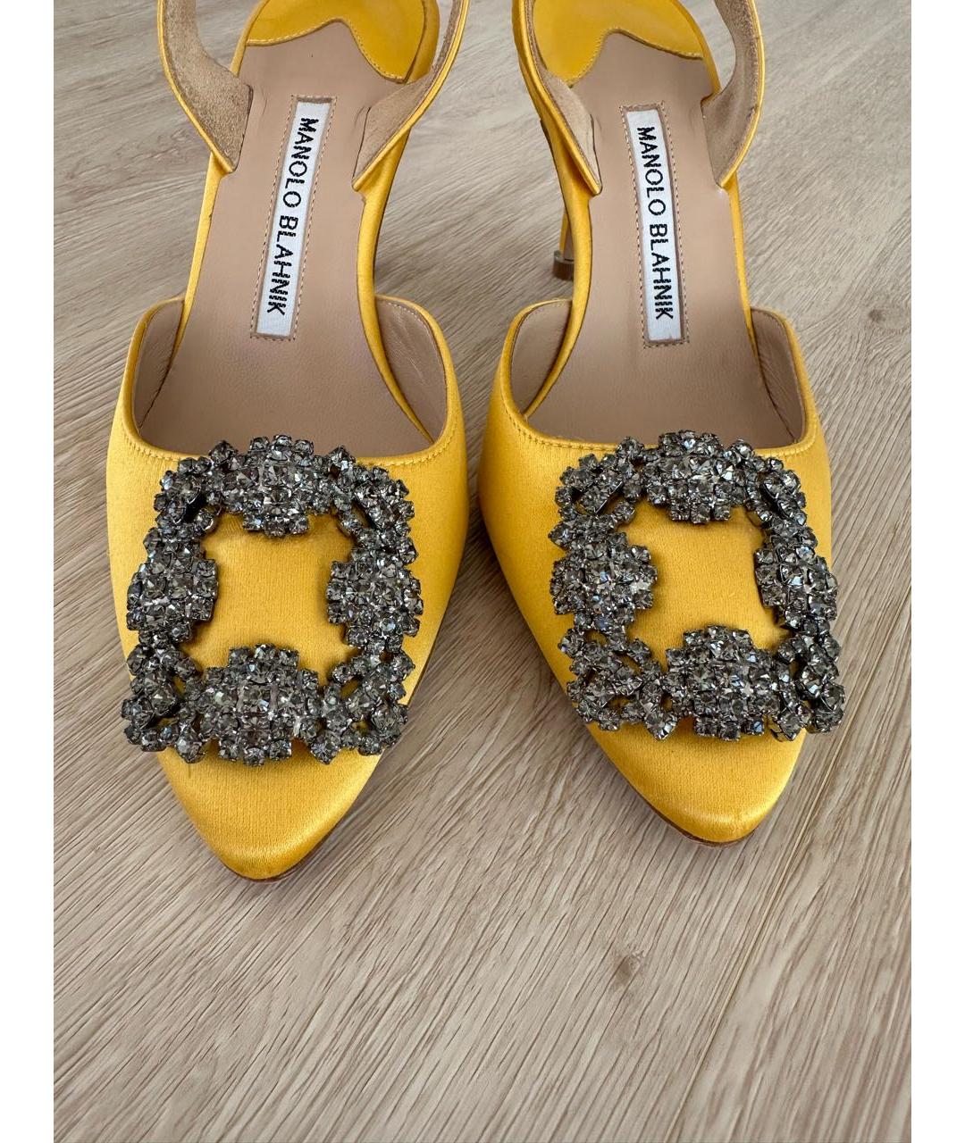 MANOLO BLAHNIK Желтые текстильные туфли, фото 3