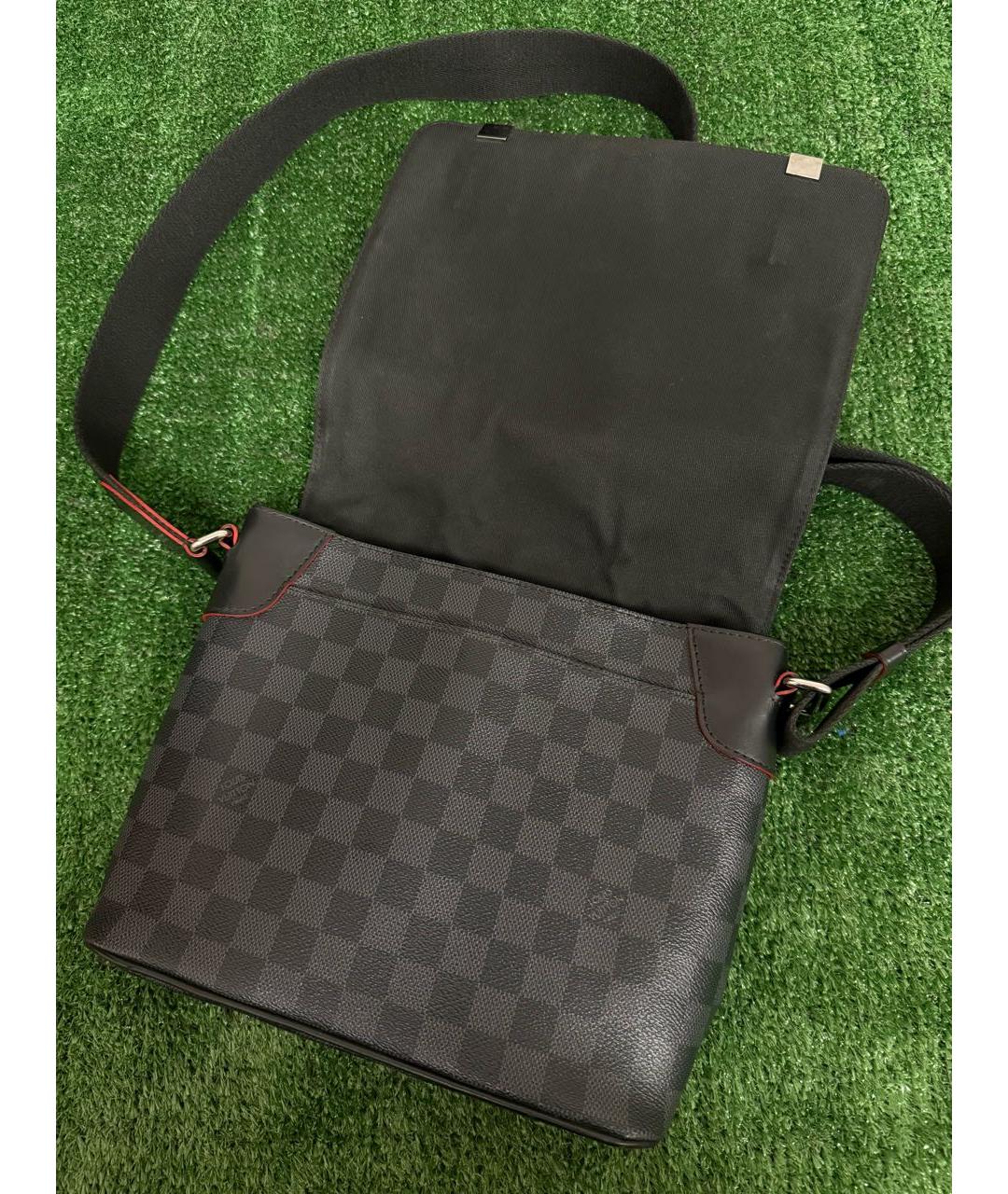 LOUIS VUITTON Черная кожаная сумка на плечо, фото 3