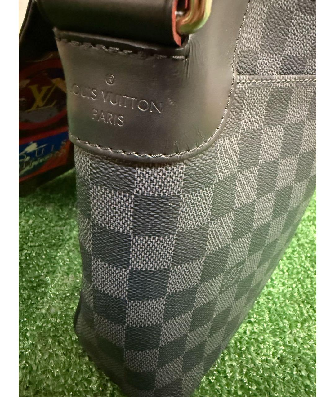 LOUIS VUITTON Черная кожаная сумка на плечо, фото 7