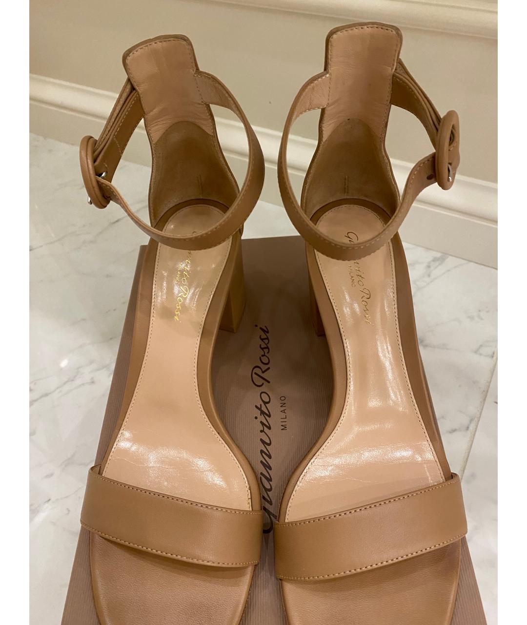 GIANVITO ROSSI Бежевые кожаные босоножки, фото 3