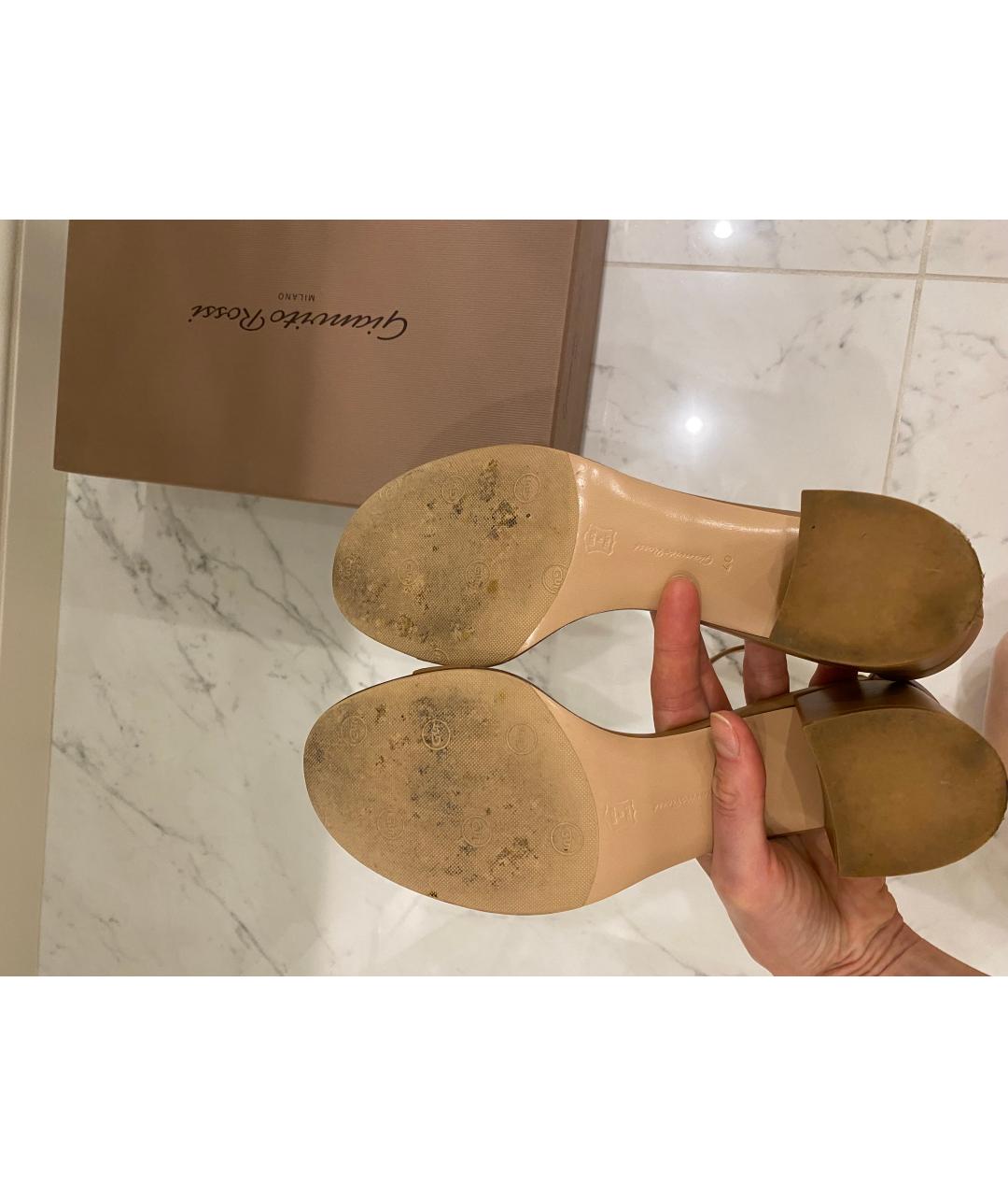 GIANVITO ROSSI Бежевые кожаные босоножки, фото 5