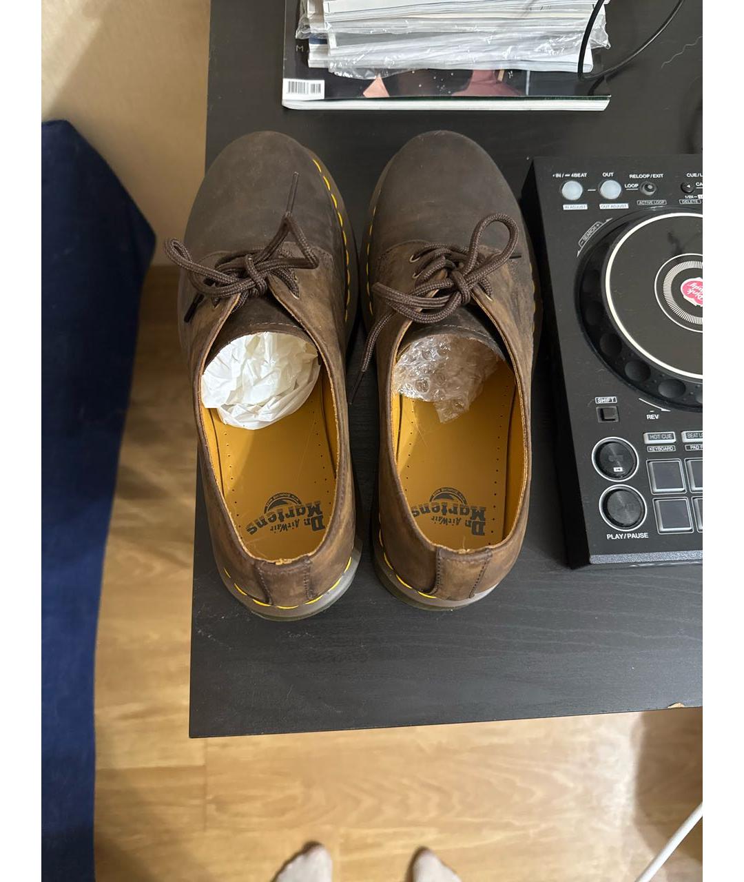 DR. MARTENS Коричневые кожаные низкие ботинки, фото 3