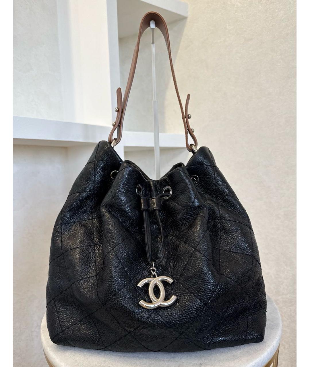 CHANEL Черная кожаная сумка тоут, фото 2
