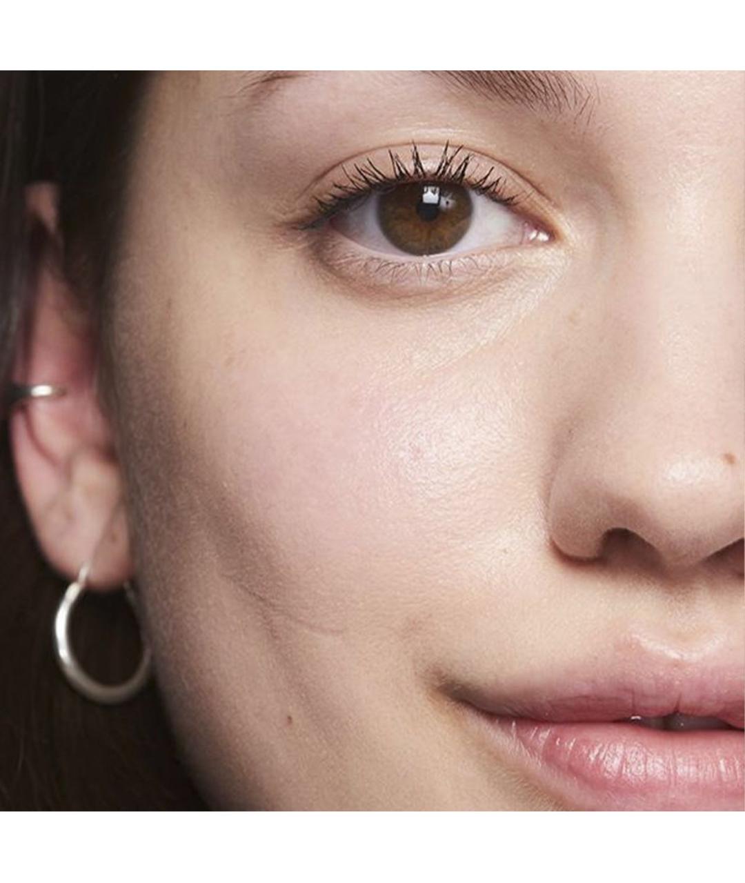 GLOSSIER Корректор и консилер, фото 3