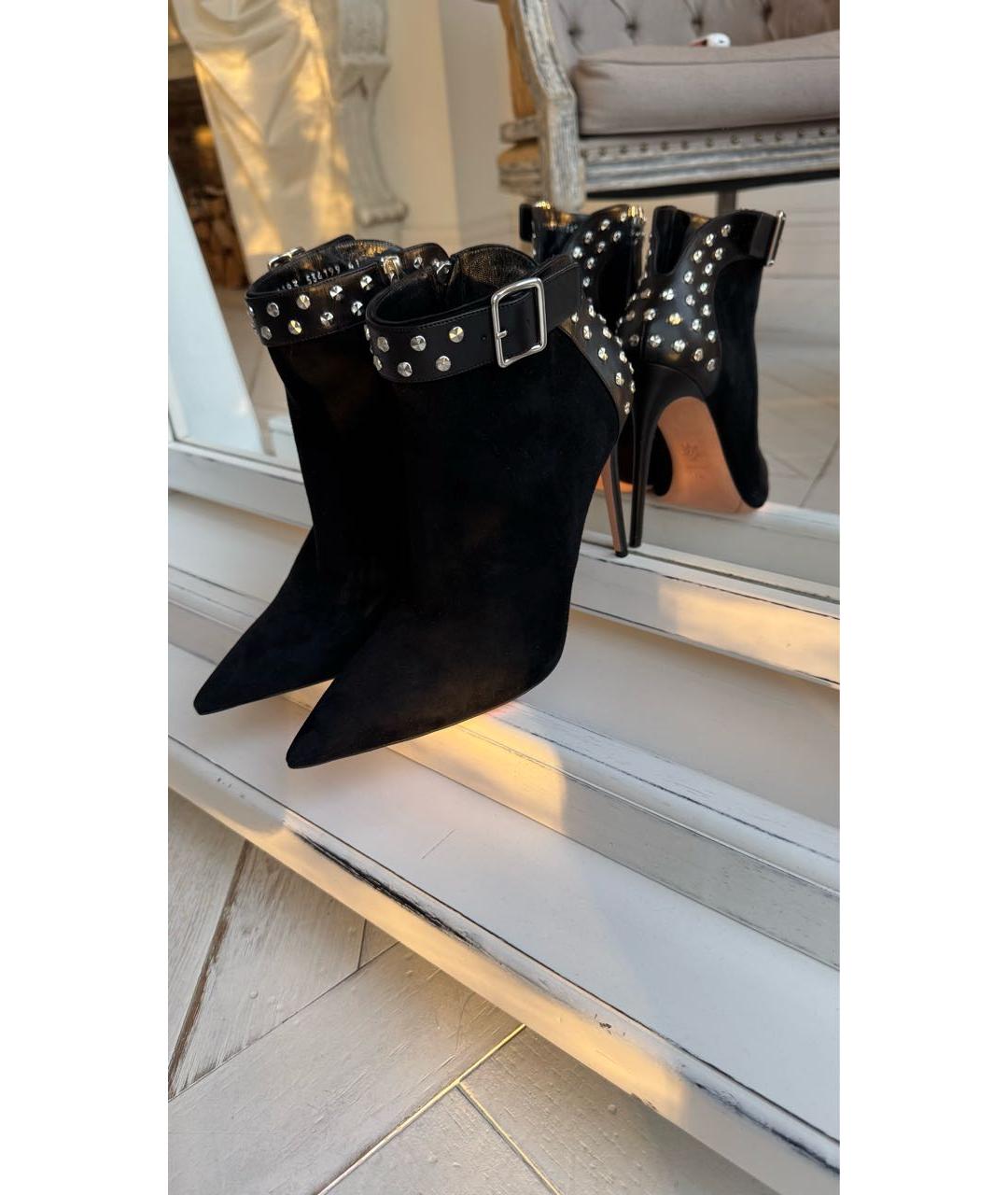 ALEXANDER MCQUEEN Черные замшевые ботильоны, фото 2