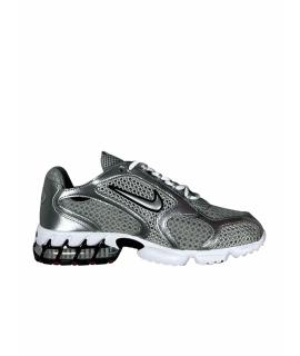 NIKE Низкие кроссовки / кеды