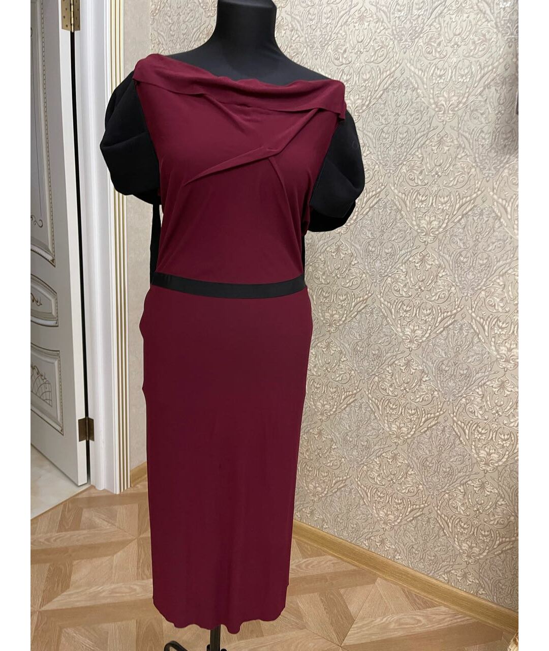 ROLAND MOURET Бордовое коктейльное платье, фото 9