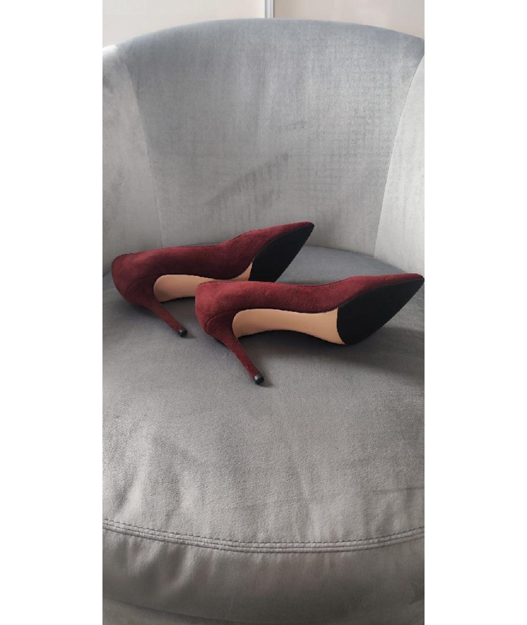 GIANVITO ROSSI Бордовые замшевые туфли, фото 4