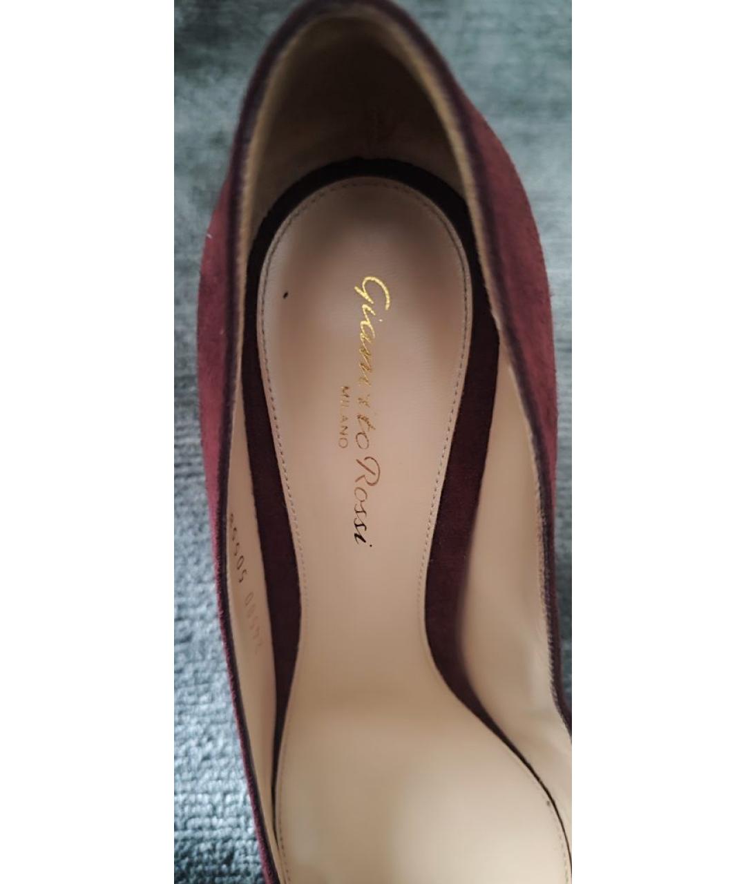 GIANVITO ROSSI Бордовые замшевые туфли, фото 5