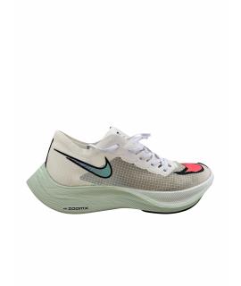 NIKE Низкие кроссовки / кеды