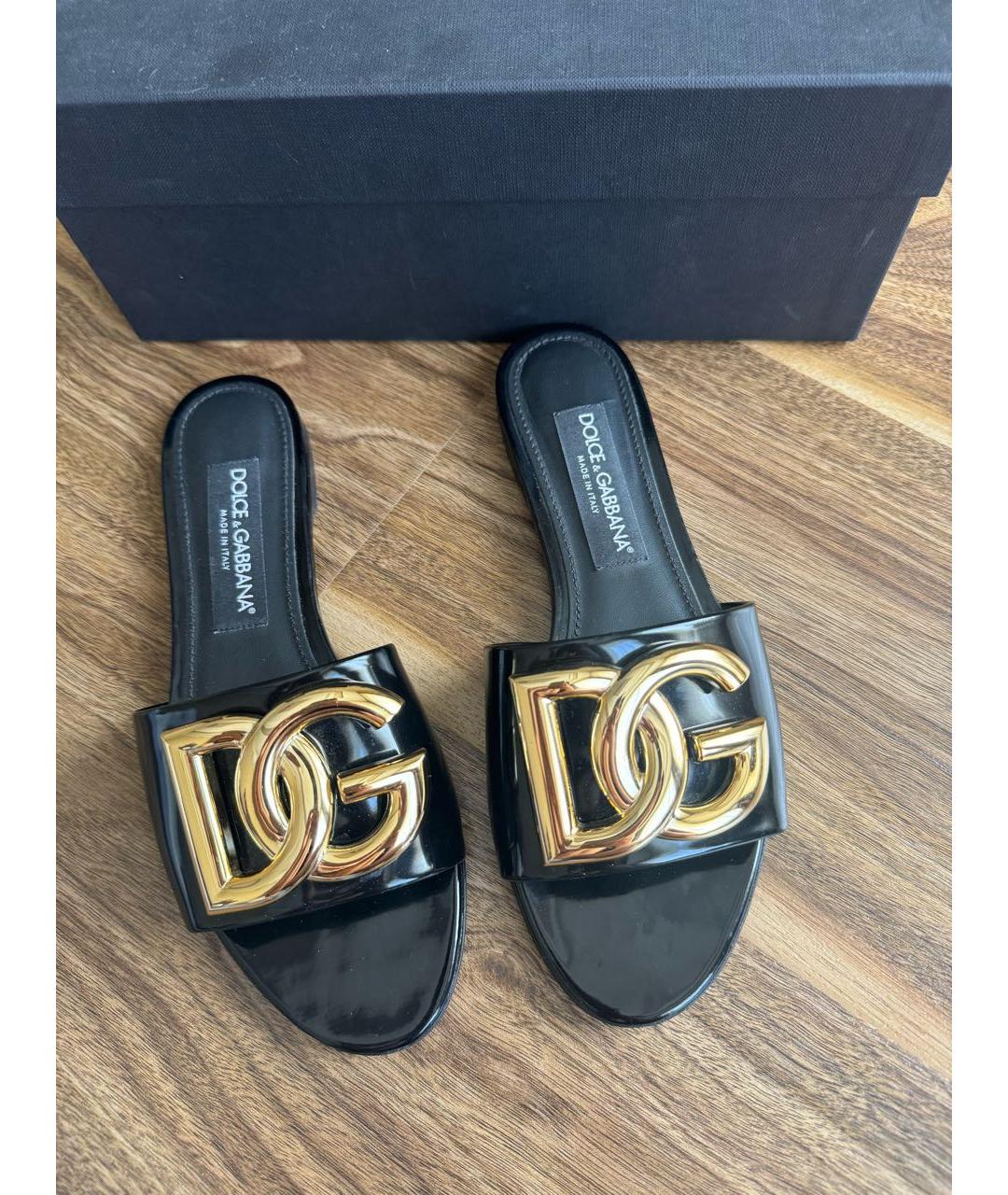 DOLCE&GABBANA Черные шлепанцы из лакированной кожи, фото 2