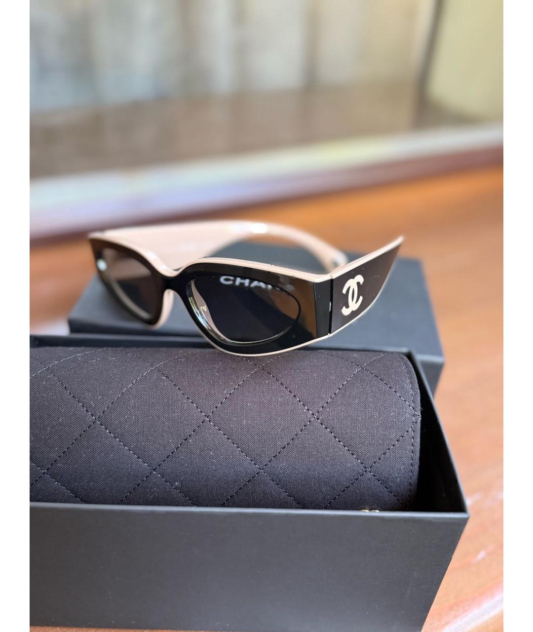 CHANEL Бежевые пластиковые солнцезащитные очки, фото 2