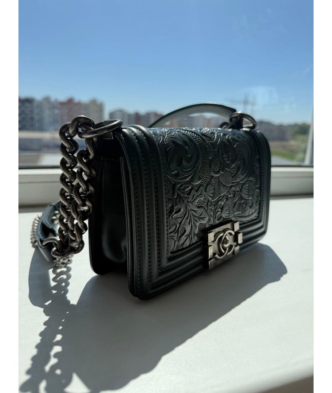 CHANEL Темно-синяя кожаная сумка через плечо, фото 2