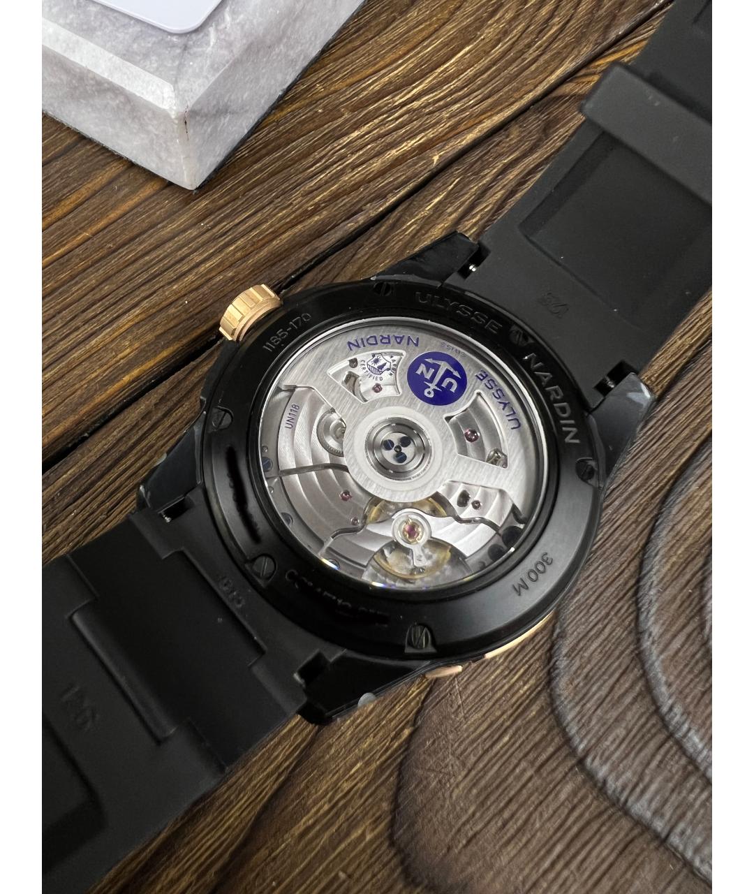 Ulysse Nardin Черные часы из розового золота, фото 6
