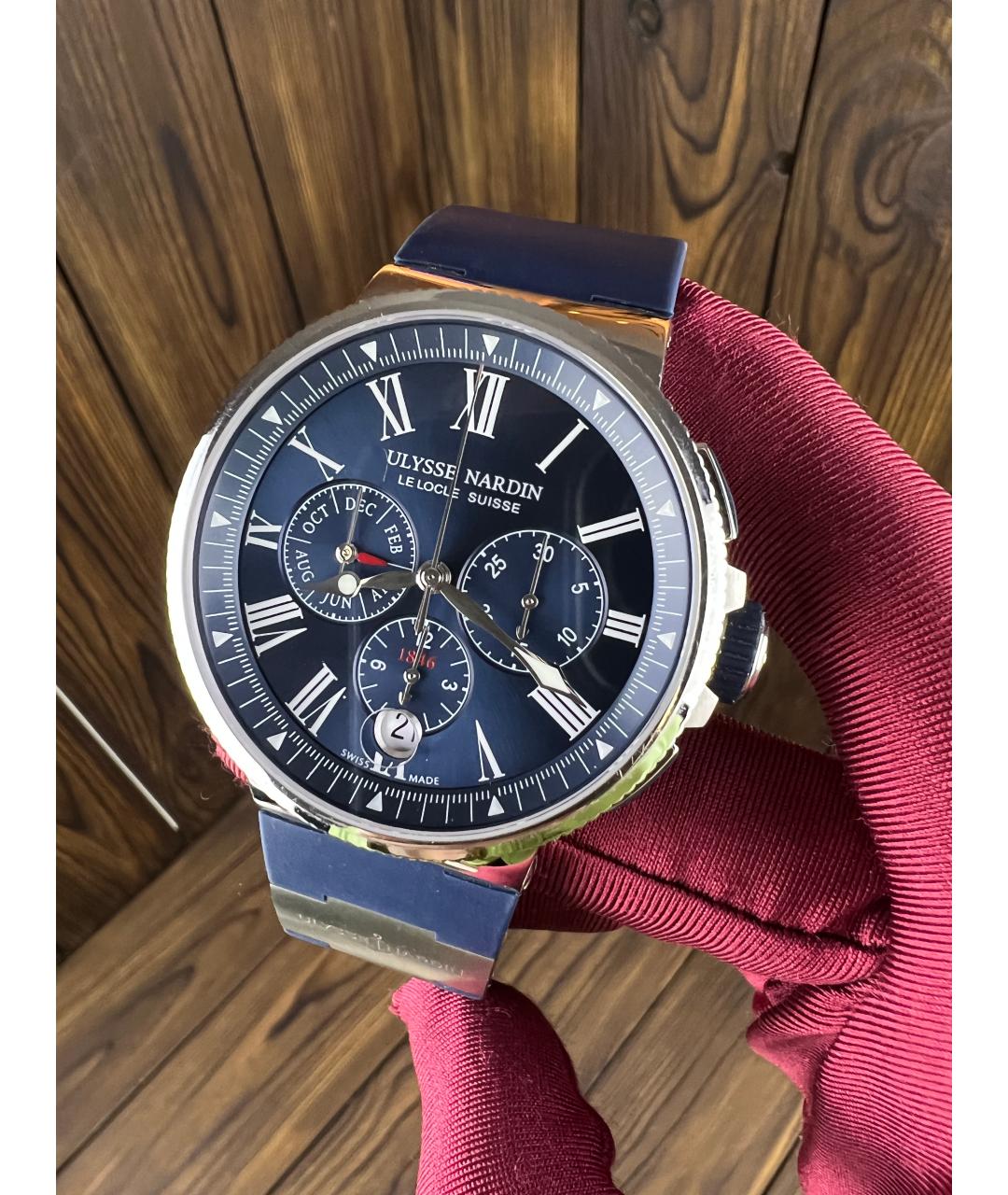 Ulysse Nardin Темно-синие часы, фото 3