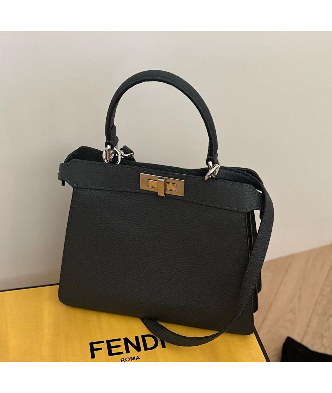 FENDI Антрацитовая кожаная сумка с короткими ручками, фото 8