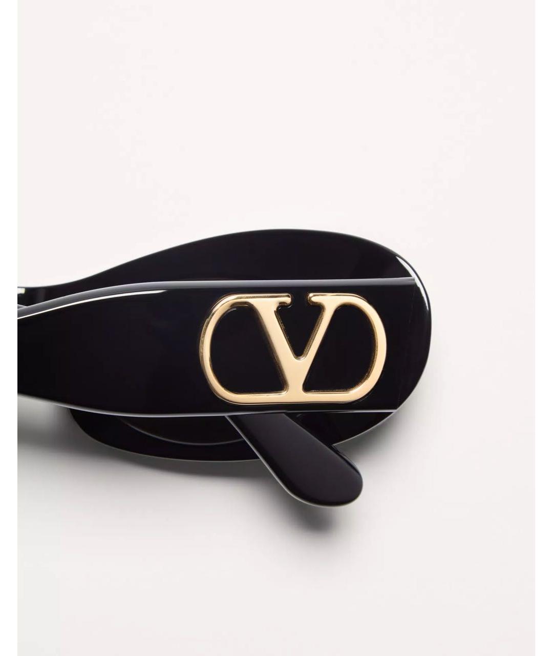 VALENTINO Черные пластиковые солнцезащитные очки, фото 3