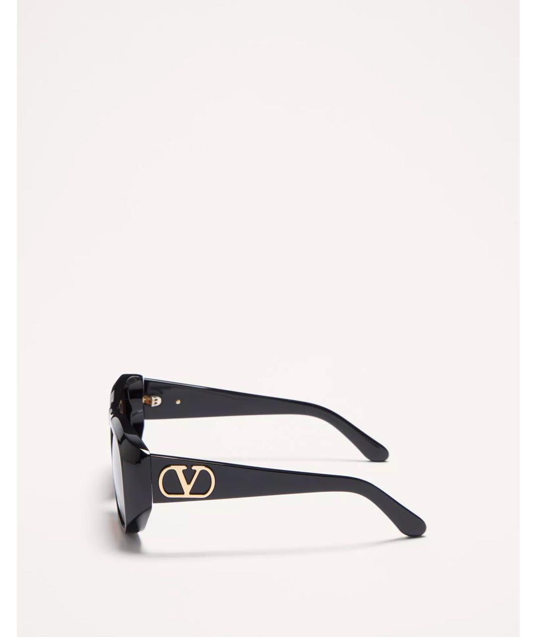 VALENTINO Черные пластиковые солнцезащитные очки, фото 4