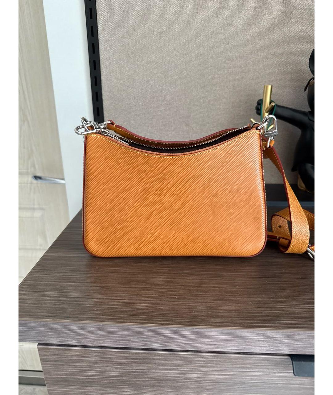 LOUIS VUITTON Оранжевая кожаная сумка через плечо, фото 3