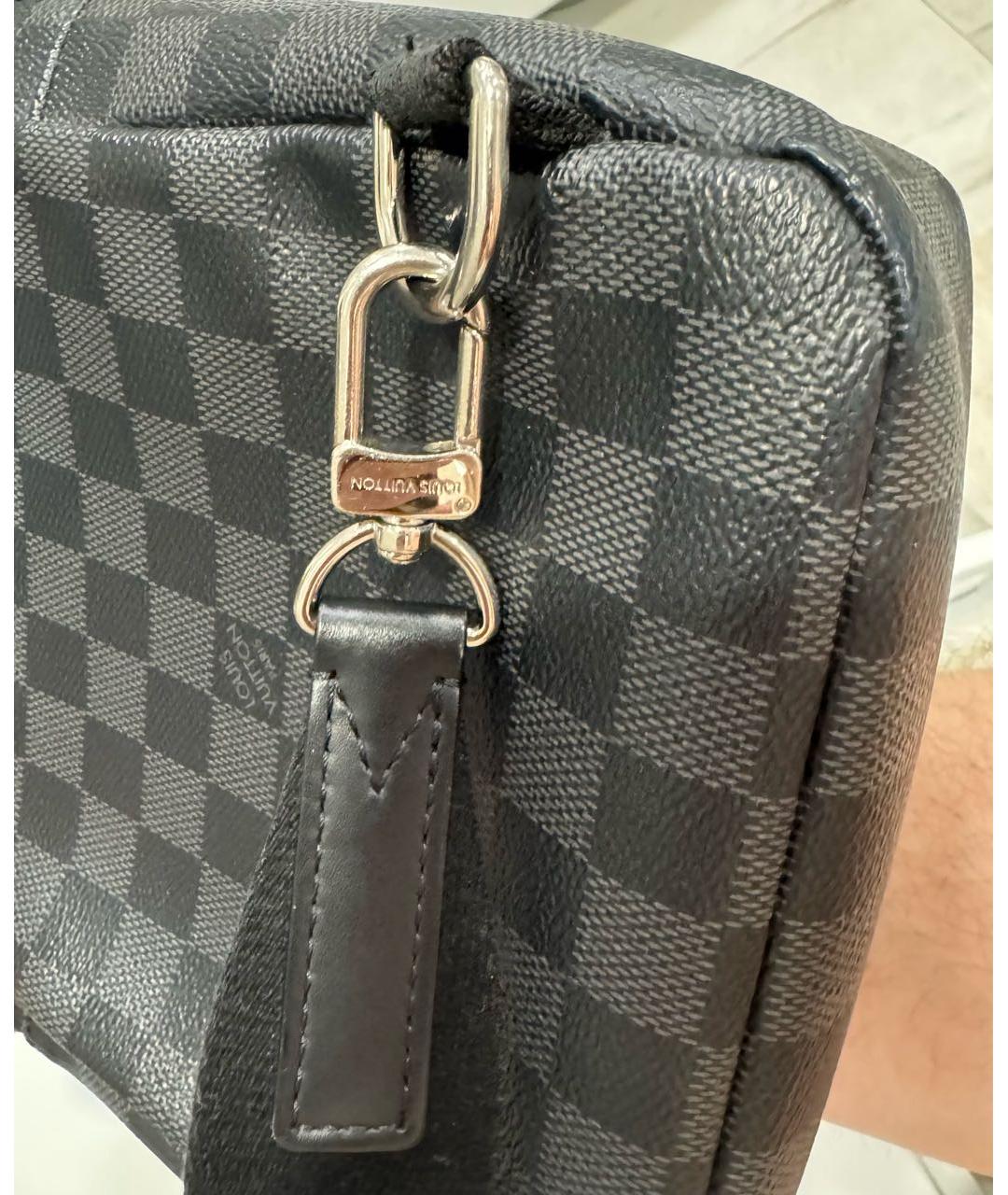 LOUIS VUITTON Антрацитовая кожаная сумка на плечо, фото 6