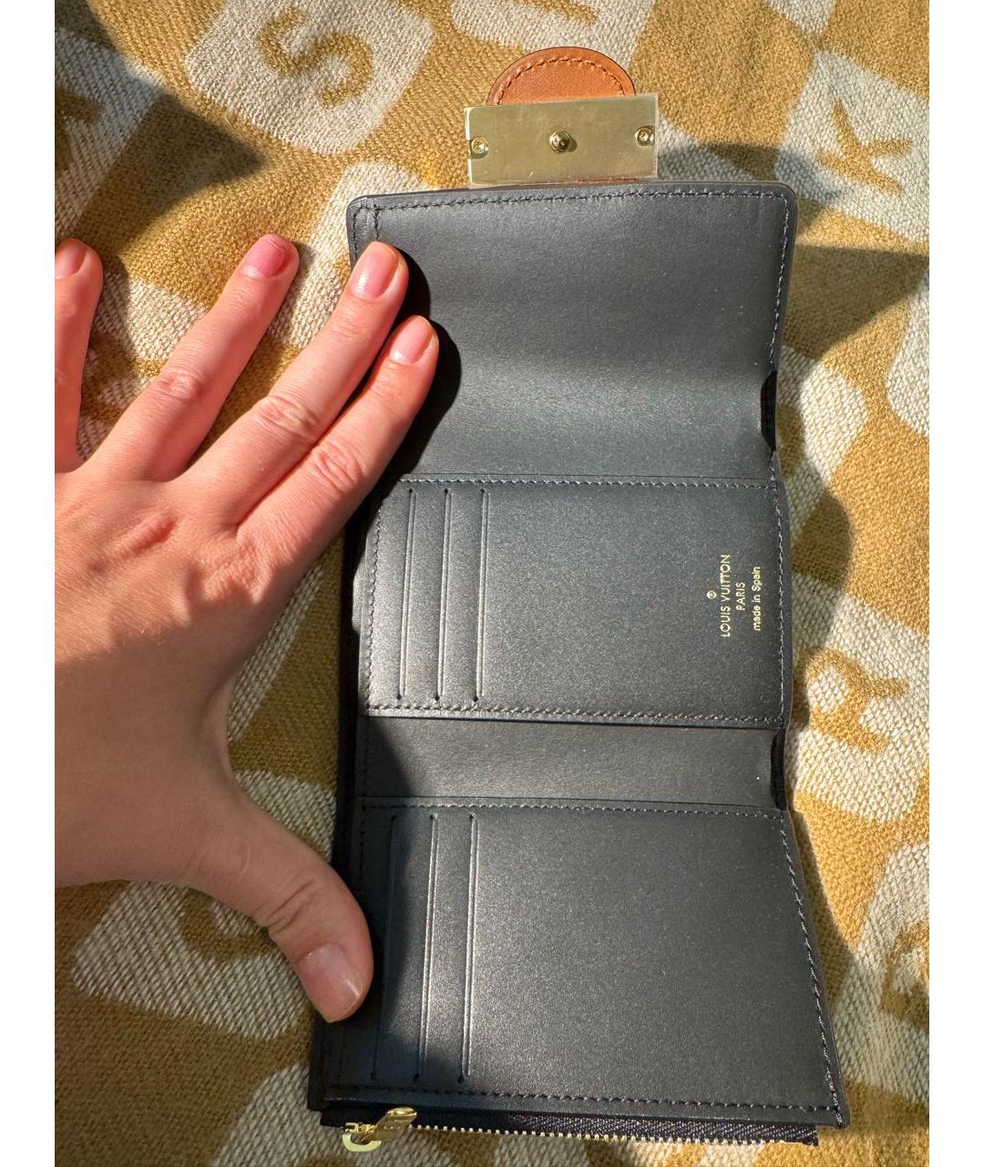 LOUIS VUITTON Коричневый кожаный кошелек, фото 3