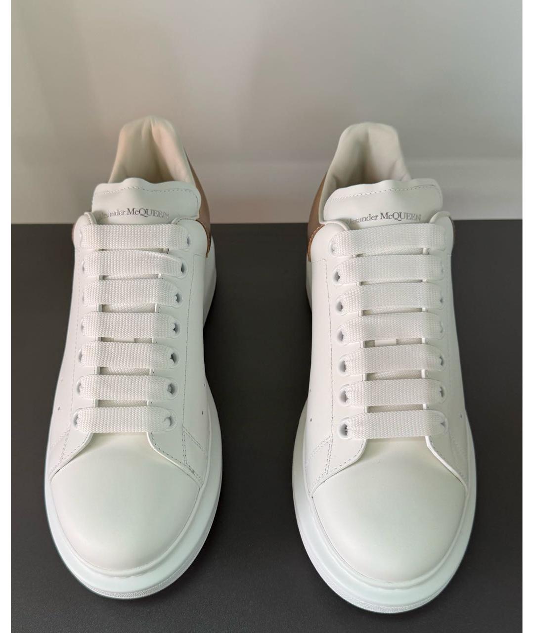 ALEXANDER MCQUEEN Белые кожаные кеды, фото 3