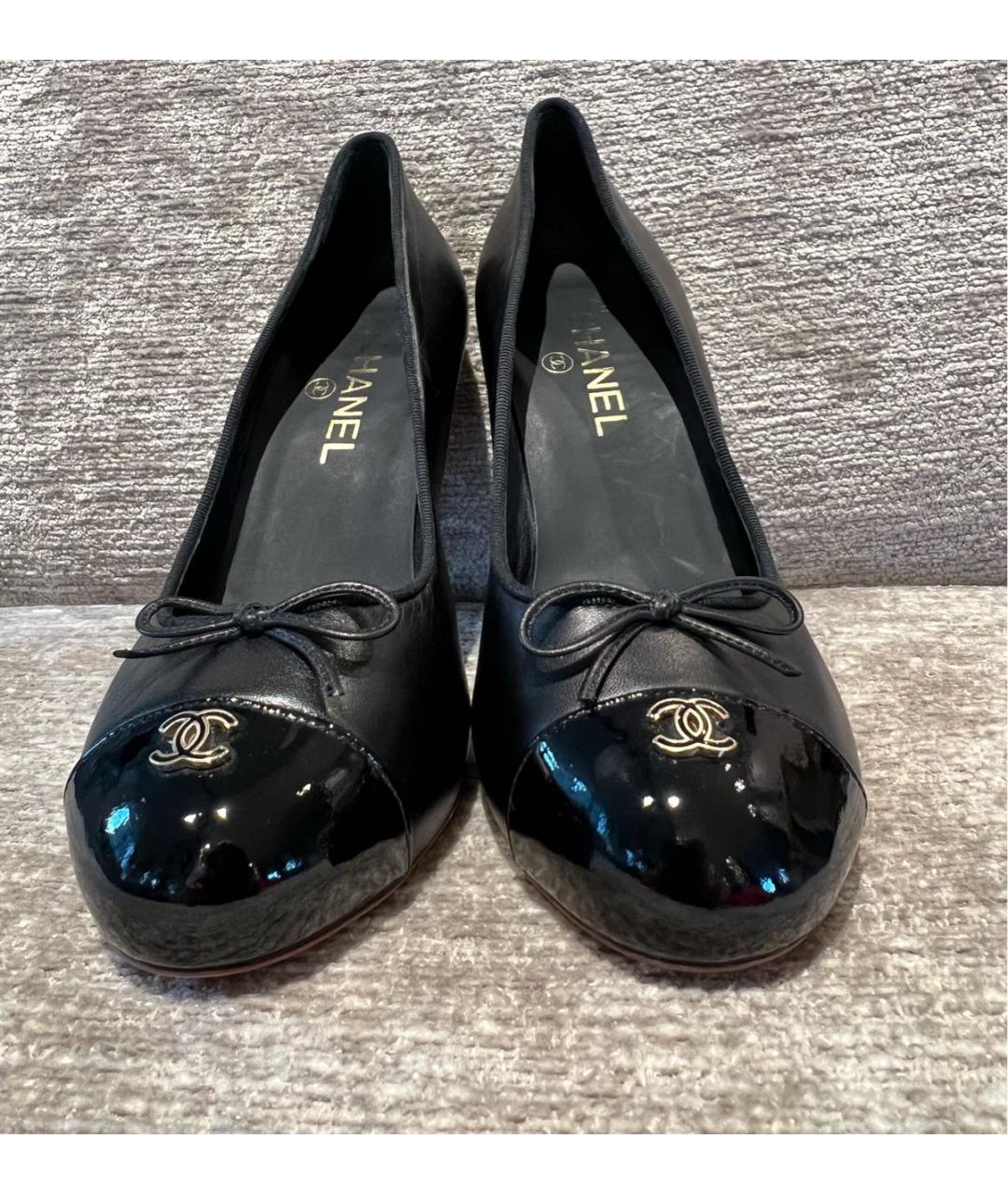 CHANEL Черные кожаные туфли, фото 5